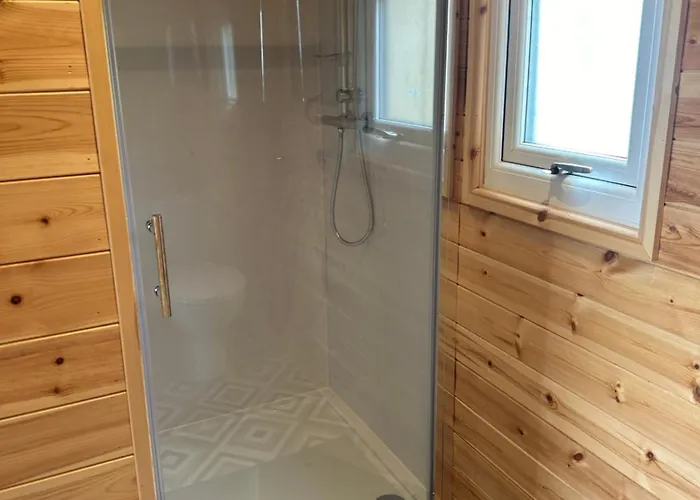 Three Peaks Pods Kemping